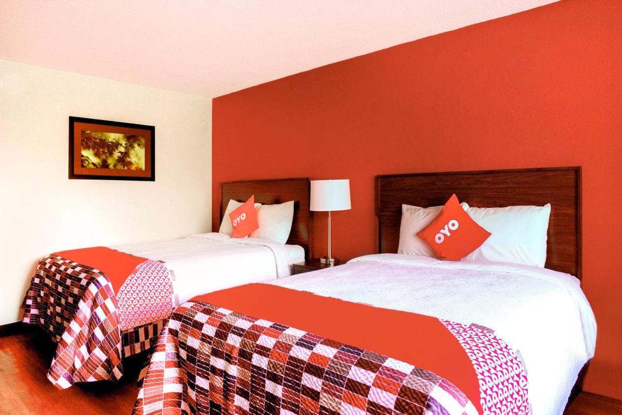 Americas Best Value Inn Молін Екстер'єр фото