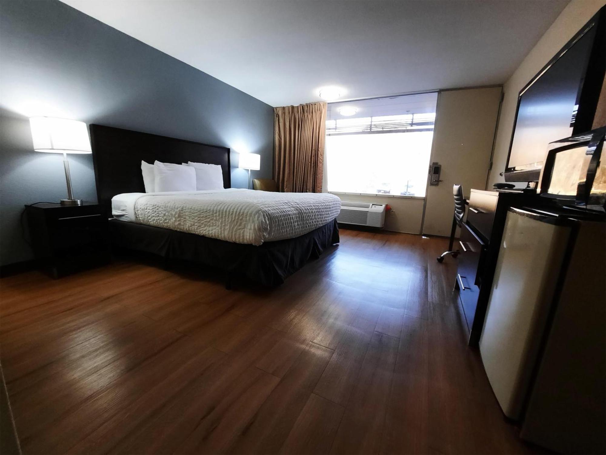 Americas Best Value Inn Молін Екстер'єр фото